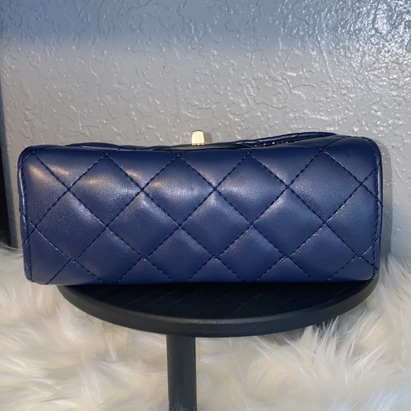 CHRISTIAN LACROIX BLUE QUILTED CHAIN PURSE - Picture 9 of 9